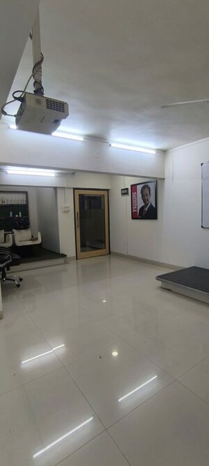  Office Space For Sale in Shaniwar Peth