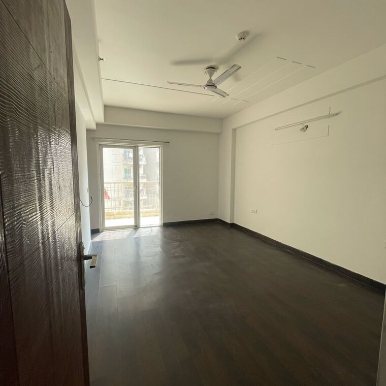 Room, ajnara-homes-phase-2 4 Bedroom 1960 Sq.Ft. Apartment In Sector 16 Greater Noida Greater Noida 9940012