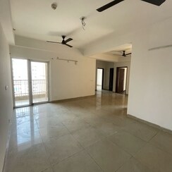 4 BHK + Study Room Apartment For Rent in Ajnara Homes Phase 2