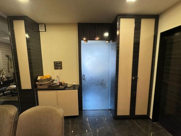 Room, lalani-grandeur 2 Bedroom 901 Sq.Ft. Apartment In Goregaon East Mumbai 9939958