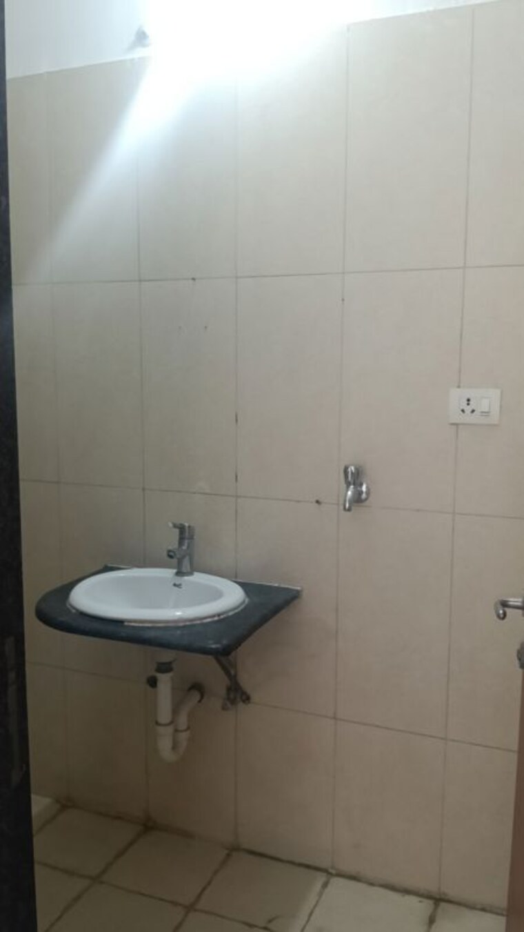 Bathroom, kolte-patil-life-republic-16th-avenue-arezo 1 Bedroom 510 Sq.Ft. Apartment In Hinjewadi Pune 9940044