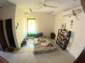 Living Room in 3 BHK Builder Floor at Masjid Moth – for Sale