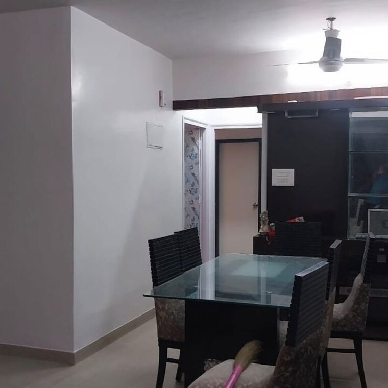 Team Area, gundecha-marigold 2 Bedroom 840 Sq.Ft. Apartment In Janupada Mumbai 9940061