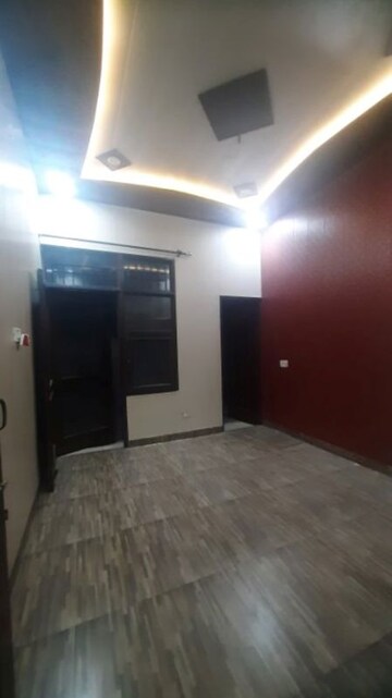 Room in 2 BHK Apartment at Dhakoli – for Sale