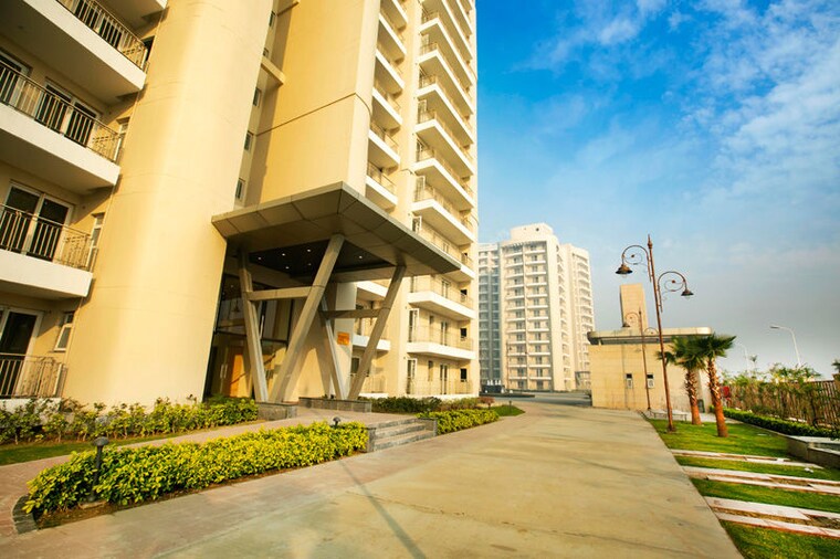 Exterior View, bptp-discovery-park 3 Bedroom 1580 Sq.Ft. Apartment In Sector 80 Faridabad 9940042