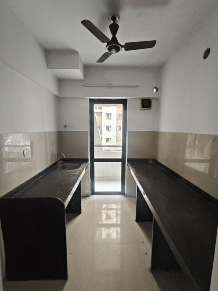 Kitchen, lodha-palava-city 1.5 Bedroom 508 Sq.Ft. Apartment In Dombivli East Thane 9940093