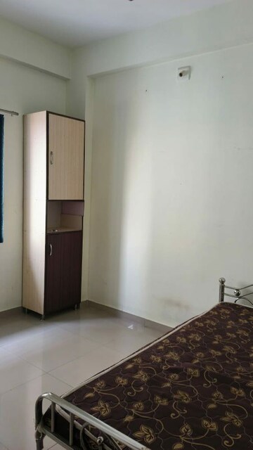 Room in 2 BHK Apartment at Ranip – for Rent