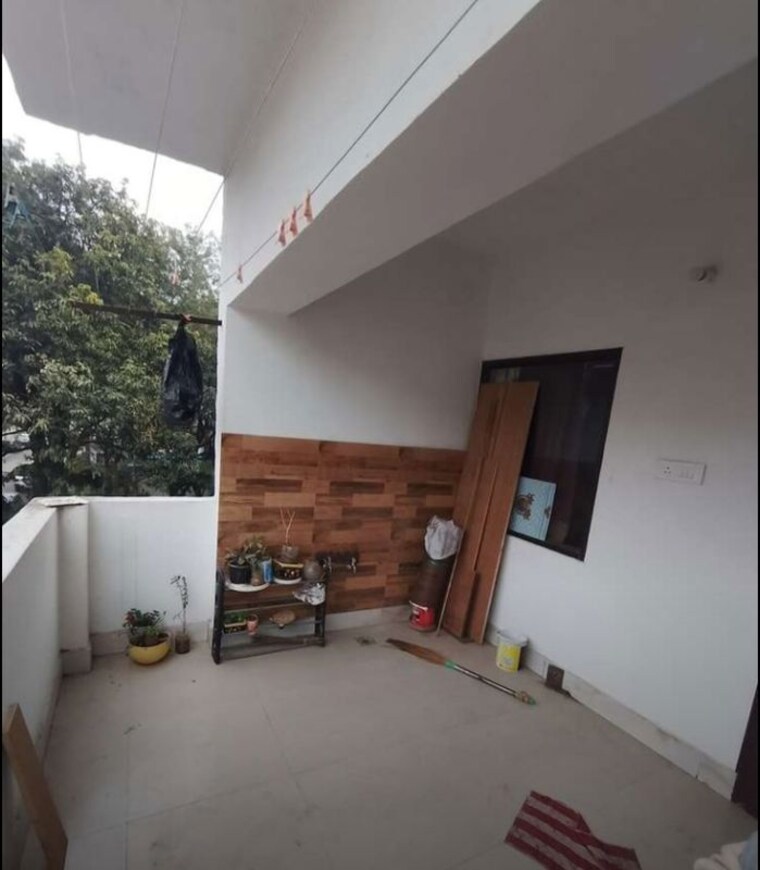 Room, sector 45 2 Bedroom 1200 Sq.Ft. Builder Floor In Sector 45 Chandigarh 9940116