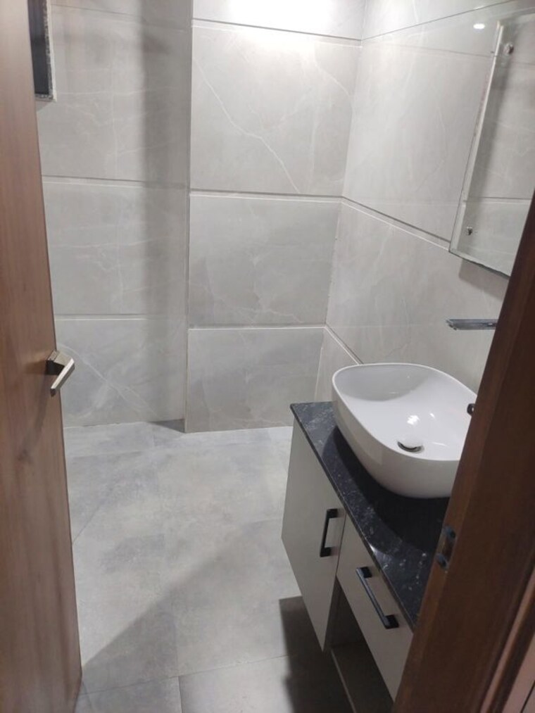 Attached Bathroom, experion-the-westerlies 3 Bedroom 1935 Sq.Ft. Apartment In Sector 108 Gurgaon 9940129