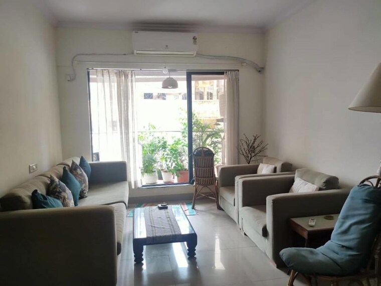 Living Room, pioneer-heights 2 Bedroom 1000 Sq.Ft. Apartment In Khar West Mumbai 9940139