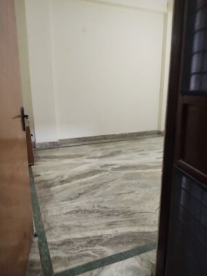 Room in 2 BHK Builder Floor at Indirapuram Gyan Khand 4 – for Rent