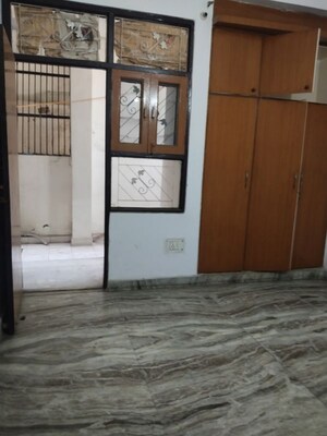 Room in 2 BHK Builder Floor at Indirapuram Gyan Khand 4 – for Rent