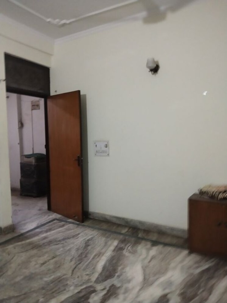 Room, indirapuram gyan khand 4 2 Bedroom 850 Sq.Ft. Builder Floor In Indirapuram Gyan Khand 4 Ghaziabad 9940142