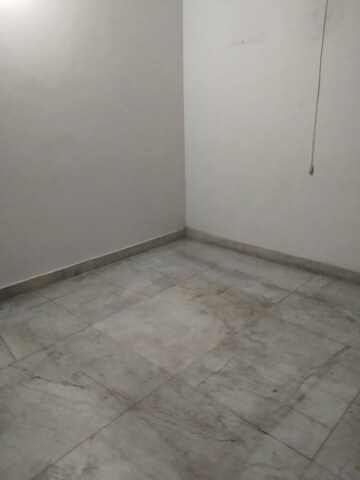 Room in 2 BHK Builder Floor at Indirapuram Gyan Khand 4 – for Rent