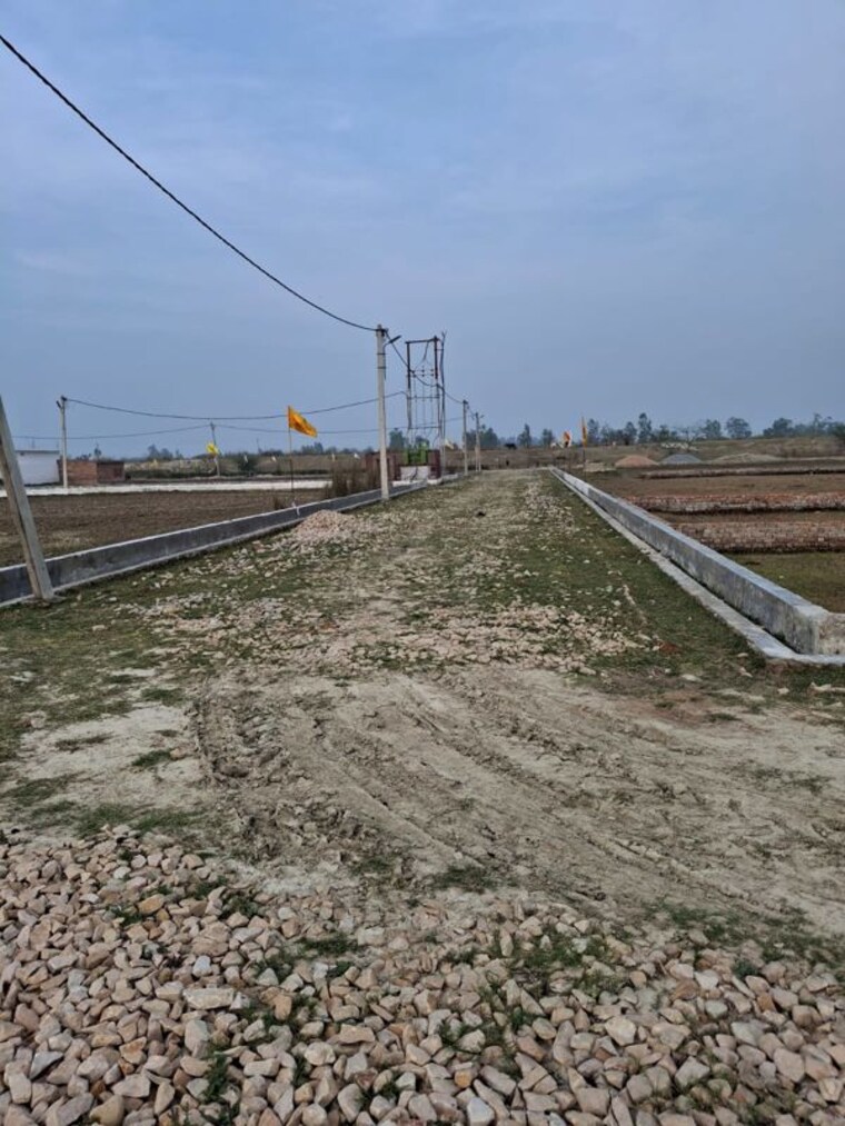 undefined, gosainganj  2410 Sq.Ft. Plot In Gosainganj Lucknow 9940140