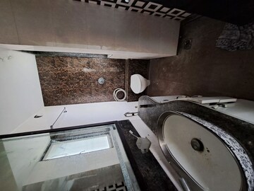 Bathroom in 2 BHK Apartment at Shamik Elanza Santacruz, Vakola – for Sale