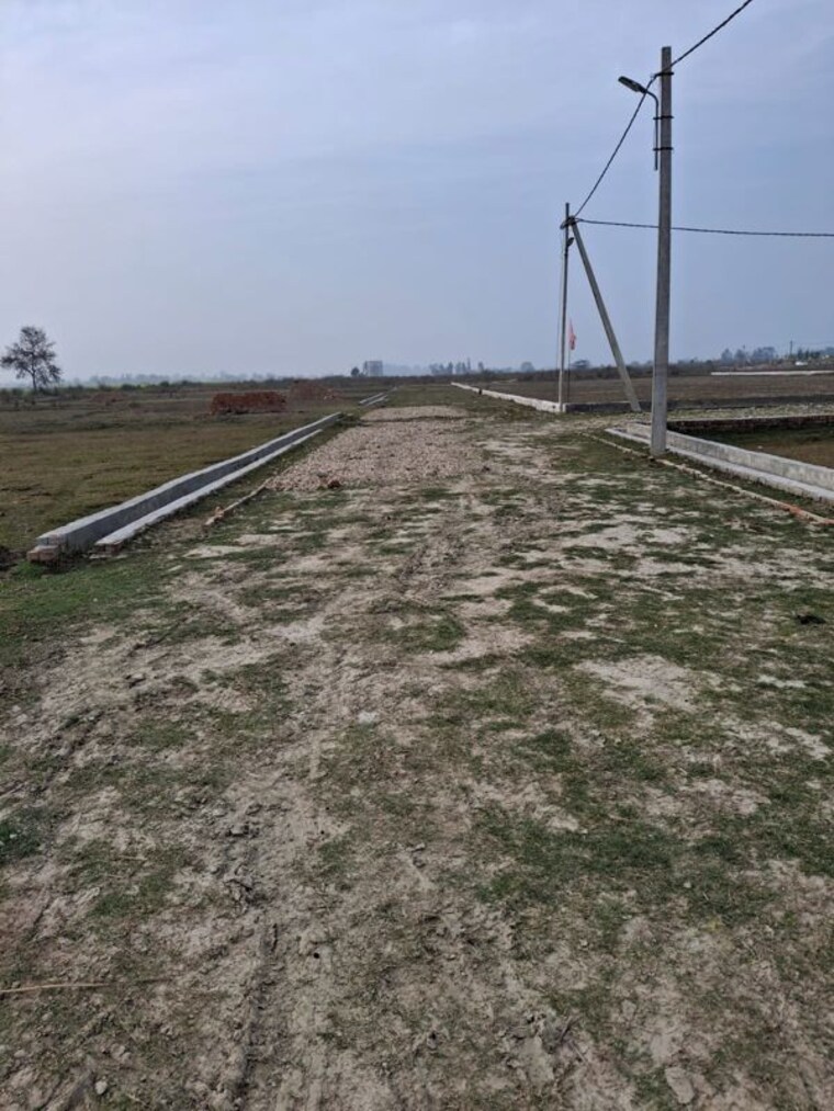 Garden, gosainganj  2437 Sq.Ft. Plot In Gosainganj Lucknow 9940159