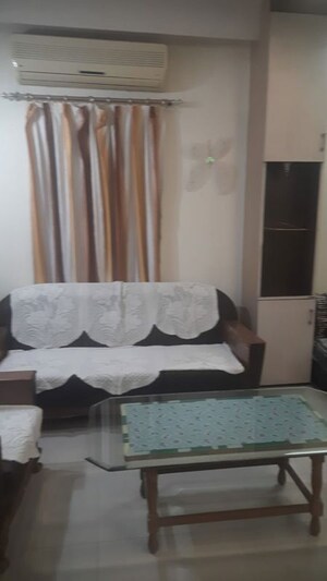 Bedroom in 2 BHK Builder Floor at Lajpat Nagar 4 – for Rent