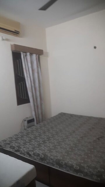 Room in 2 BHK Builder Floor at Lajpat Nagar 4 – for Rent