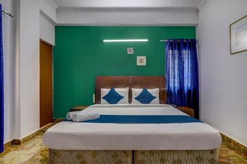 Bedroom in 1 BHK Apartment at Madhapur – for Rent