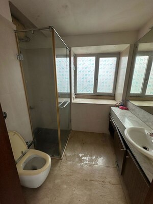 Bathroom in 4 BHK Apartment at DB Woods, Goregaon East – for Rent