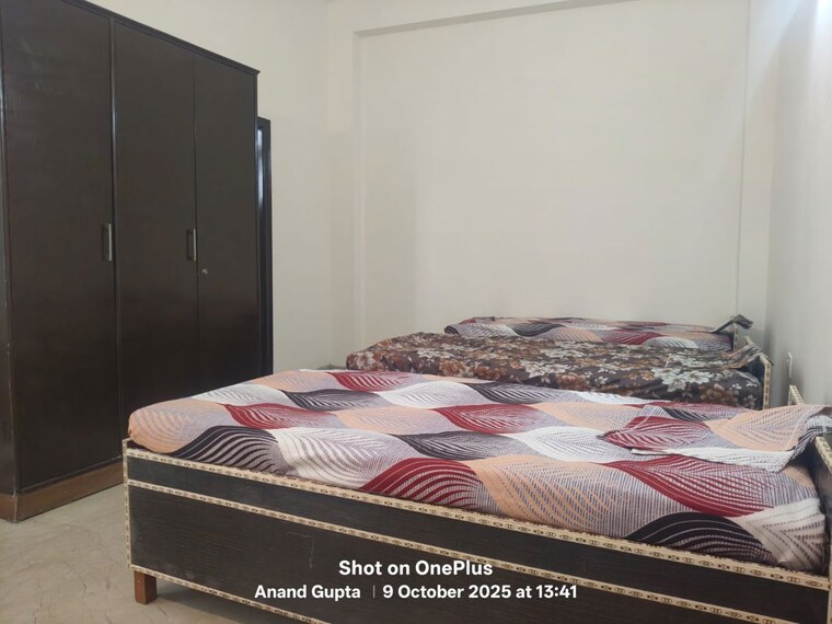 Bedroom, sector 71 Pg For Boys & Girls In Sector 71 9940214