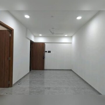 Room in 2 BHK Apartment at Sanghvi Infenia, Santacruz East – for Sale