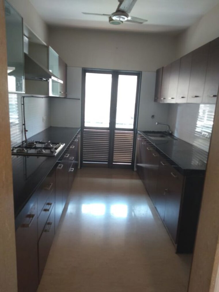 Kitchen, ekta-park-vista 3 Bedroom 1200 Sq.Ft. Apartment In Khar West Mumbai 9940196
