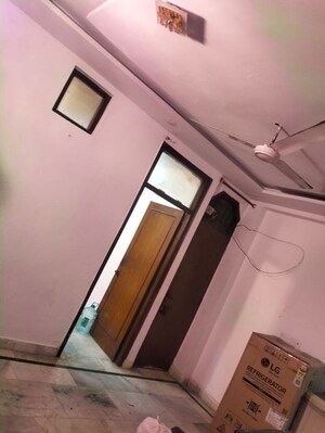 Room in 2 BHK Builder Floor at Panchsheel Vihar – for Rent