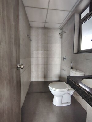 Bathroom in 2 BHK Apartment at Kalpataru Paramount, Kapur Bawdi – for Sale