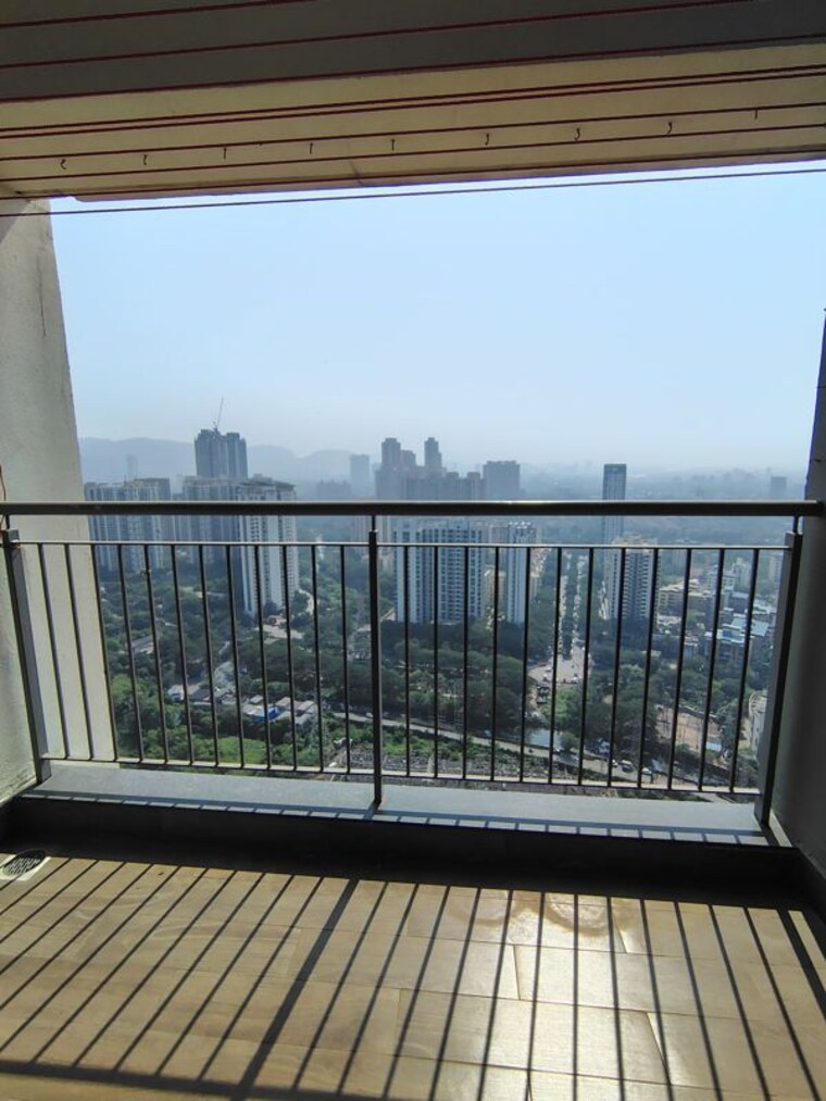 Balcony, kalpataru-paramount 2 Bedroom 711 Sq.Ft. Apartment In Kapur Bawdi Thane 9940258