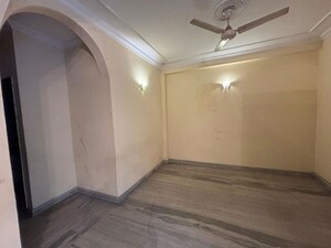 Room in 3 BHK Builder Floor at Greater Kailash I – for Rent