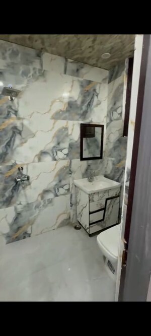 Floor Plan in 2 BHK Builder Floor at Gyan Khand I – for Rent