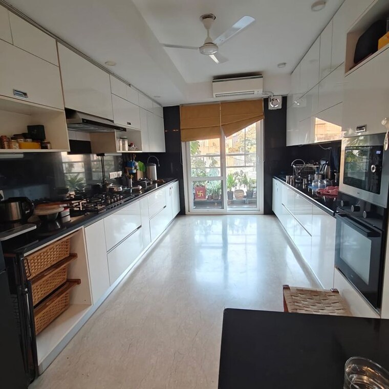 Kitchen, east of kailash 4 Bedroom 300 Sq.Yd. Builder Floor In East Of Kailash Delhi 9940267