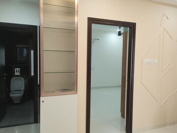 Room in 4 BHK Apartment at Aparna Sarovar Zicon, Nallagandla – for Rent