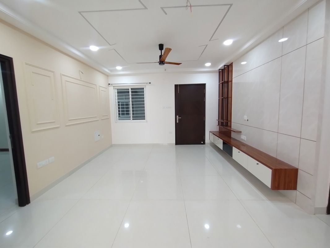 4 BHK + Pooja Room Apartment For Rent in Aparna Sarovar Zicon