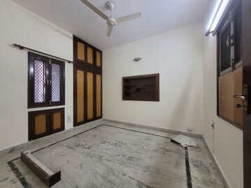 Room in 2 BHK Builder Floor at Malviya Nagar – for Rent