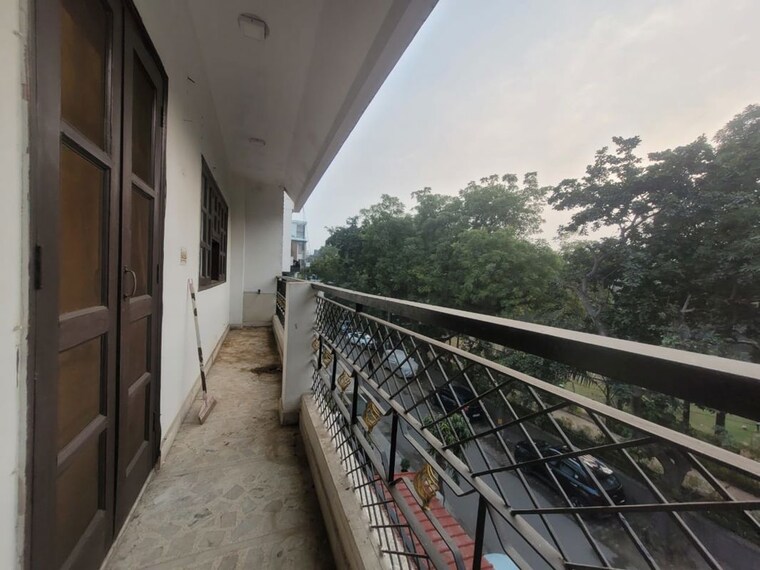 Balcony, malviya nagar 2 Bedroom 1000 Sq.Ft. Builder Floor In Malviya Nagar Delhi 9940276