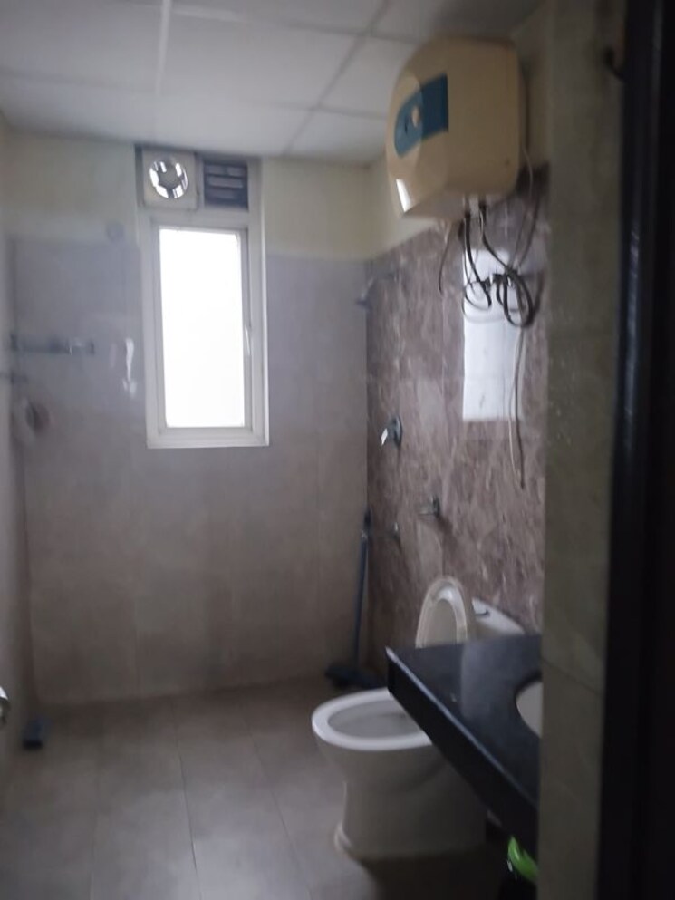 Bathroom, ansals-celebrity-greens 3.5 Bedroom 1650 Sq.Ft. Apartment In Sushant Golf City Lucknow 9940280