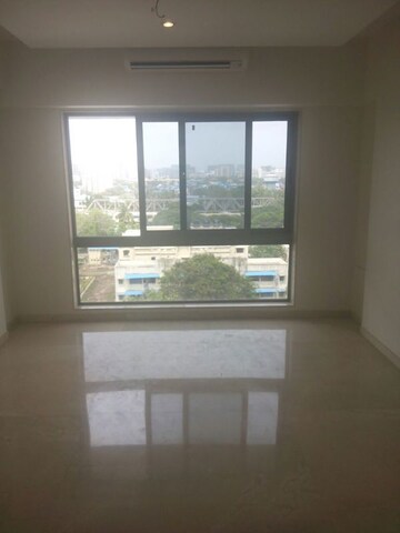 Room in 3 BHK Apartment at Man Shanti Sadn, Bandra West – for Sale