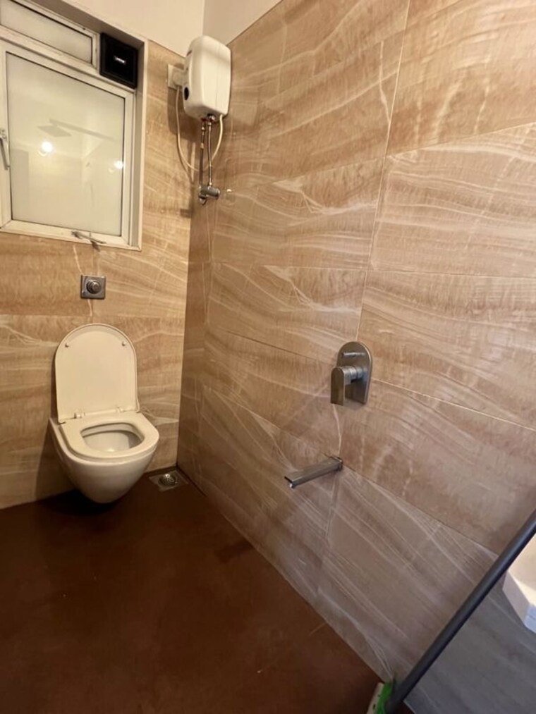 Bathroom, midas-avenue 2 Bedroom 750 Sq.Ft. Apartment In Santacruz East Mumbai 9940302