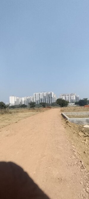  Plot For Sale in PVD Mansarovar Park, Lal Kuan