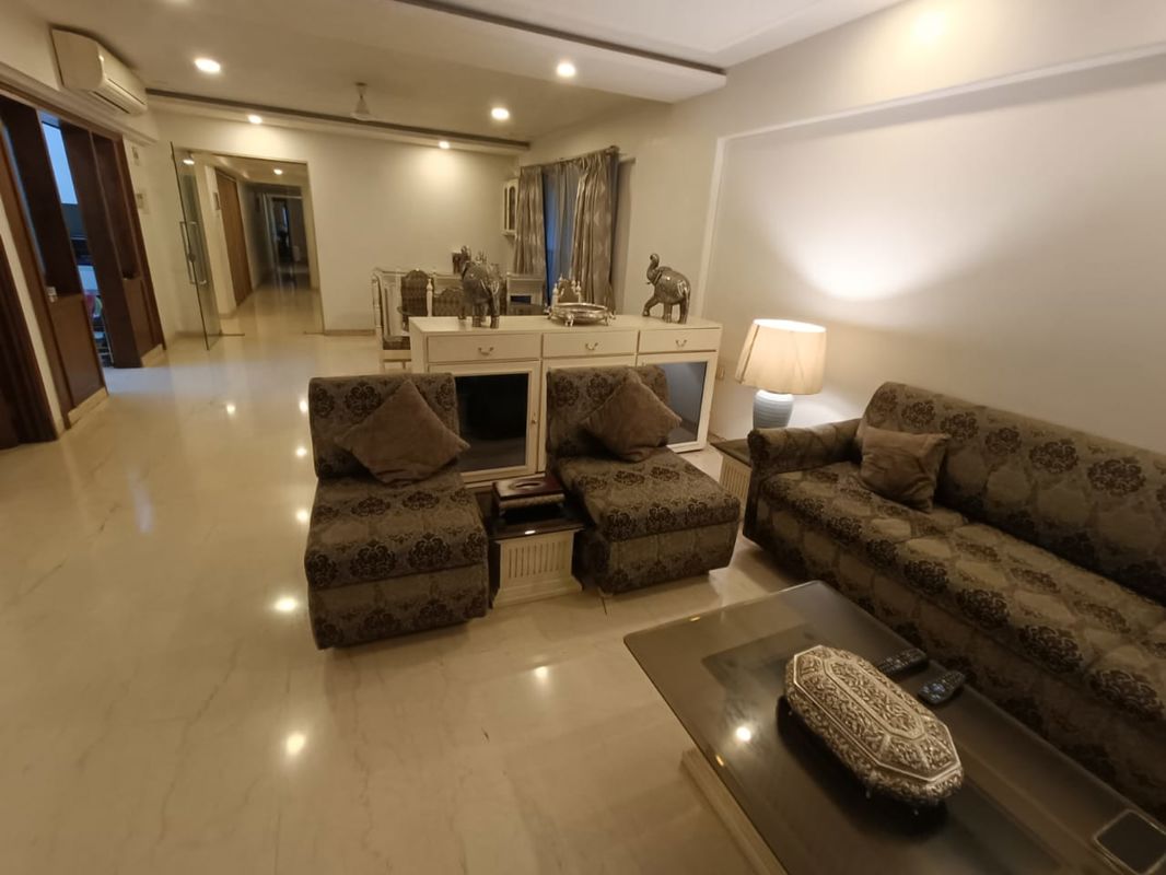 4 BHK + Servant Room,Extra Room,Store Room Apartment For Sale in Enchante Apartment