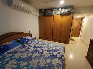 Bedroom in 4 BHK Apartment at Enchante Apartment, Khar West – for Sale