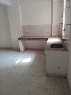 Bathroom in 3 BHK Apartment at Amolik Heights, Sector 88 – for Rent