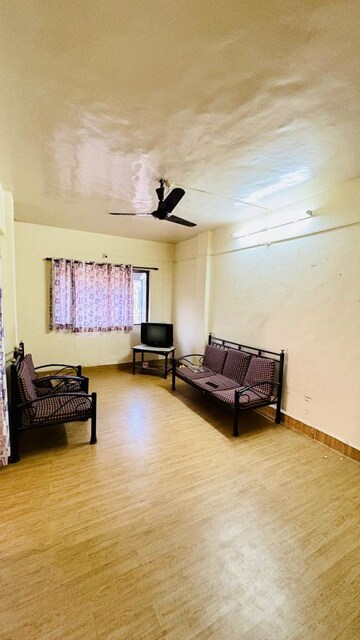 Living Room in 2 BHK Apartment at Bhawani Park, Aundh – for Rent