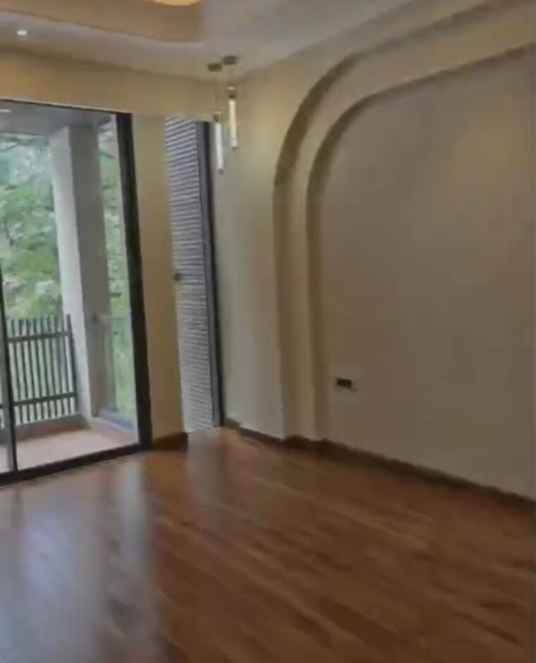 Room, emaar-mgf-emerald-hills 3 Bedroom 1380 Sq.Ft. Apartment In Sector 65 Gurgaon 9940379