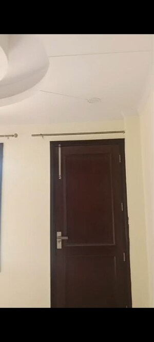 Room in 2 BHK Independent House at Delta Ii Greater Noida – for Rent