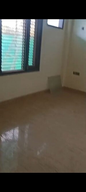 Room in 2 BHK Independent House at Delta Ii Greater Noida – for Rent