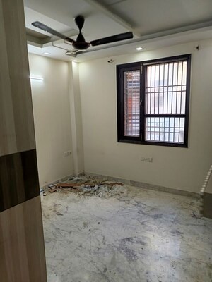 Room in 2 BHK Builder Floor at Rohini Sector 11 – for Rent